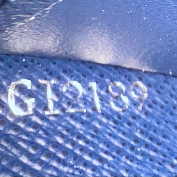 Louis Vuitton Zippy long wallet in blue Epi leather. With silver hardware. VGUC💙 - Picture 10 of 12